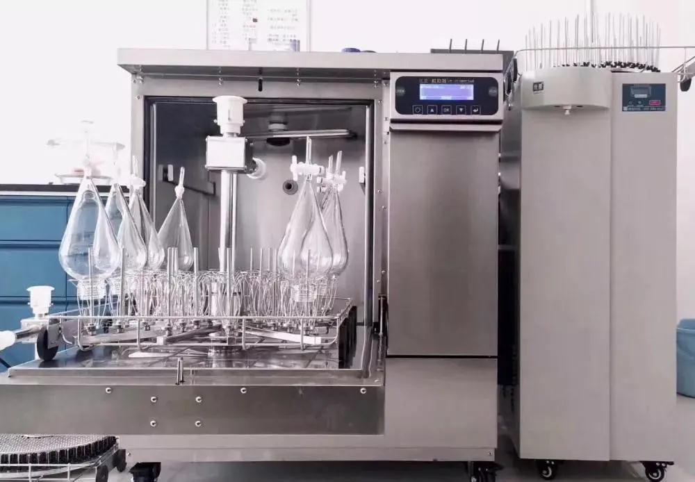 選購一臺全自動實驗室洗瓶機應該注意哪些方面?